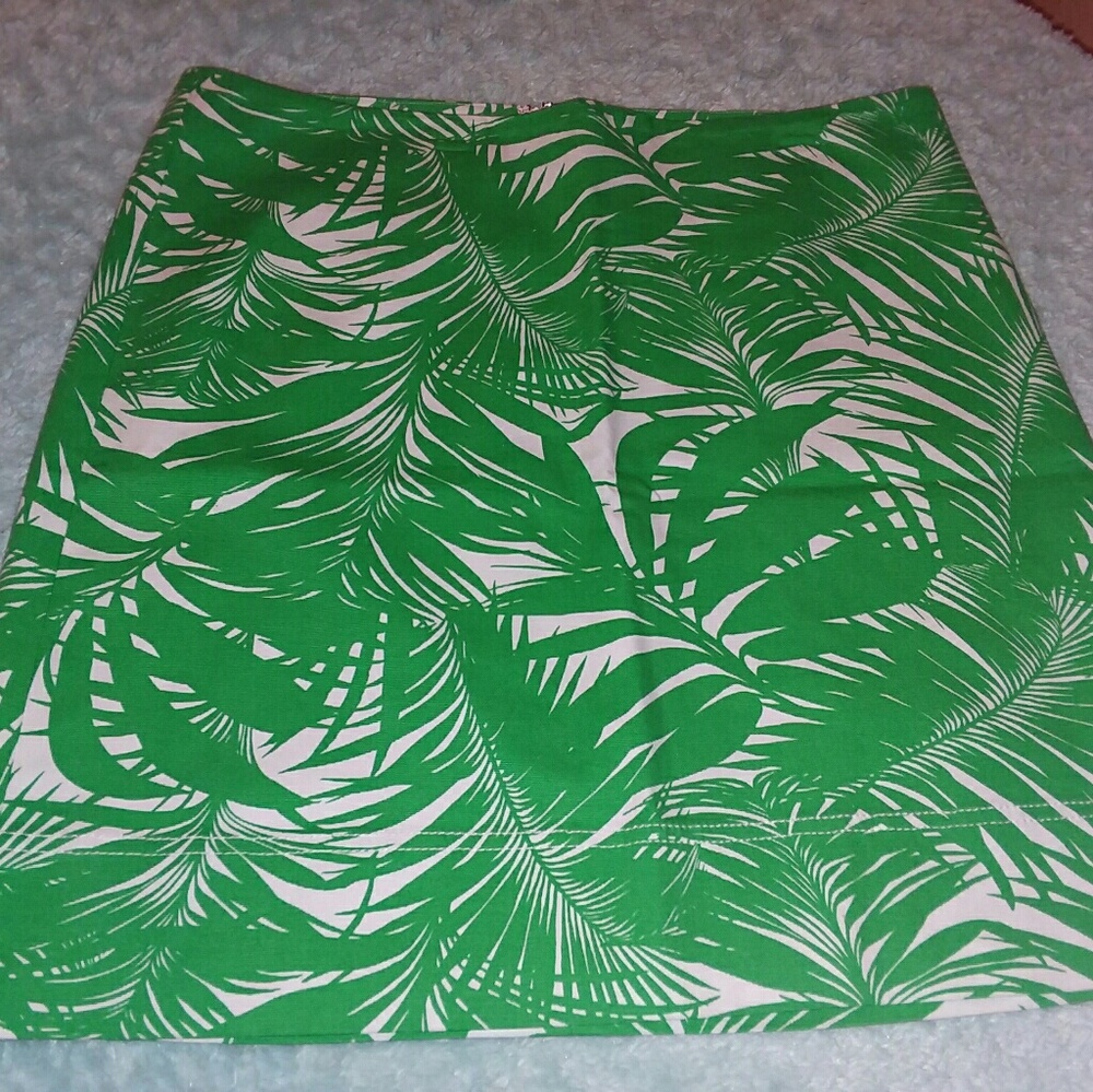 Tropical talbots skirt